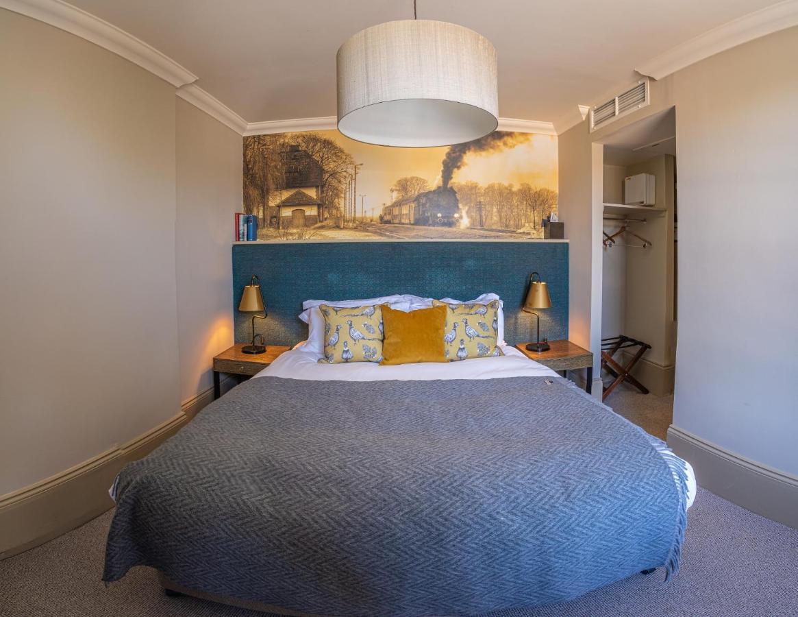 Harper'S Steakhouse With Rooms, Haslemere Exterior foto