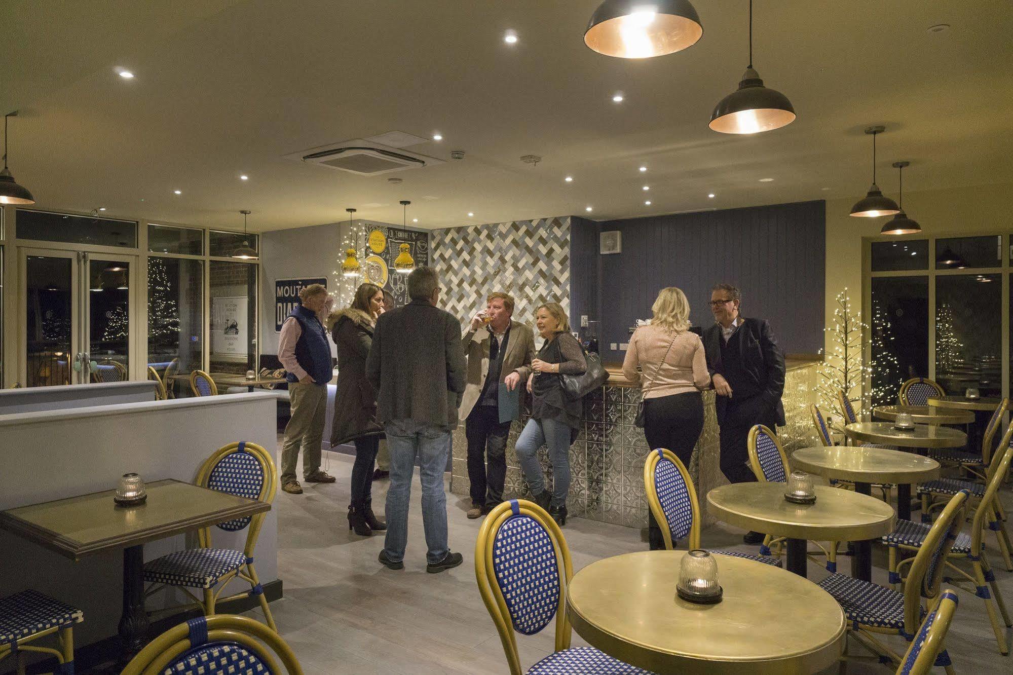 Harper'S Steakhouse With Rooms, Haslemere Exterior foto